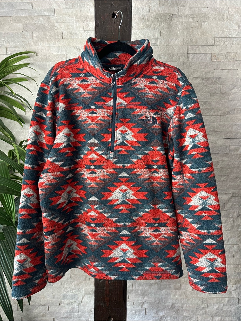 The North Face Men’s Red, Teal & White Aztec Southwestern Half-Zip Fleece Size L